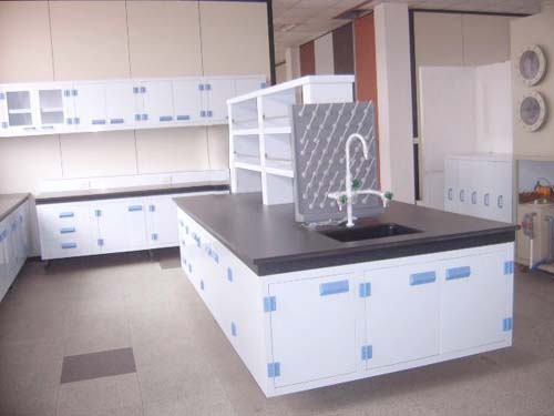 實驗臺主要有:全鋼實驗臺、鋼木結構實驗臺、鋁木結構實驗臺、全木結構實驗臺、PP結構實驗臺等種類。 實驗臺主要有:全鋼實驗臺、鋼木結構實驗臺、鋁木結構實驗臺、全木結構實驗臺、PP結構實驗臺等種類。